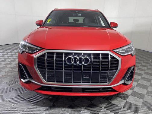 Tango Red Metallic 2022 Audi Q3 45 S line Premium Plus