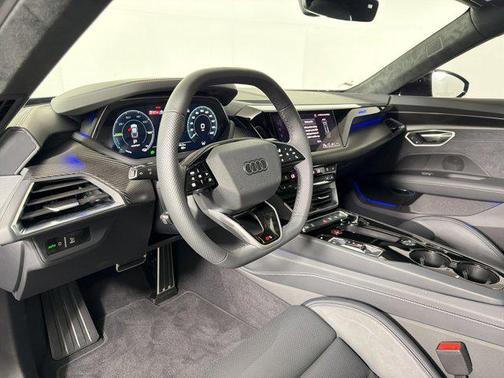 2026 Audi S e-tron GT Prestige quattro