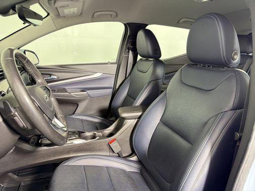 2022 Chevrolet Bolt EUV FWD Premier