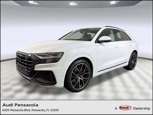 Glacier White Metallic 2022 Audi Q8 55 Prestige