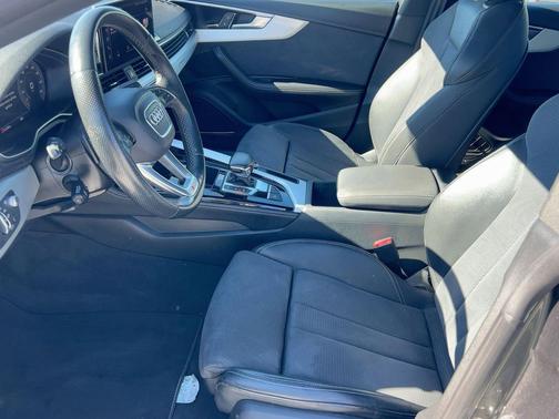 Daytona Gray Metallic 2022 Audi A5 Sportback 45 S Line Prestige