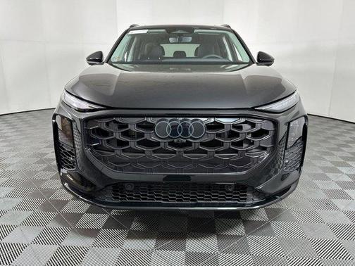 2026 Audi Q3 S line