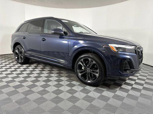 2025 Audi Q7 55 Premium Plus
