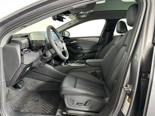 2025 Audi A6 e-tron Premium Plus