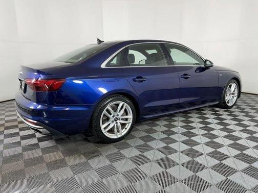 2023 Audi A4 45 S line Premium Plus