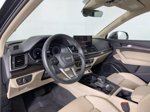 2025 Audi Q5 45 S line Premium Plus