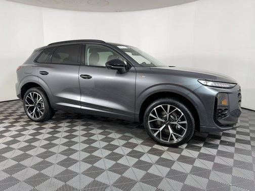 2026 Audi Q3 S line