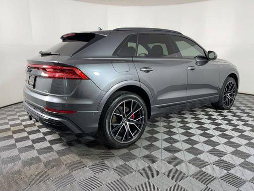 2021 Audi Q8 55 Premium Plus