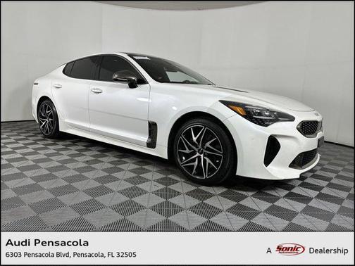 2022 Kia Stinger GT-Line