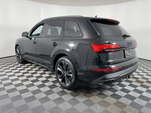 2026 Audi Q7 55 Premium Plus