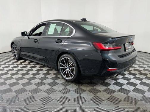 2021 BMW 330e Base