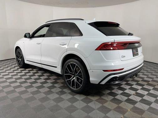 2021 Audi Q8 55 Premium Plus