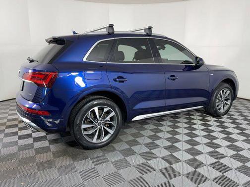 2023 Audi Q5 45 S line Prestige