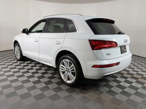 2020 Audi Q5 45 Premium Plus