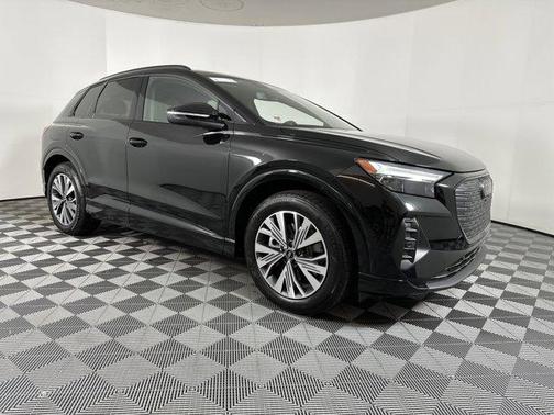 2025 Audi Q4 e-tron Premium 45 quattro