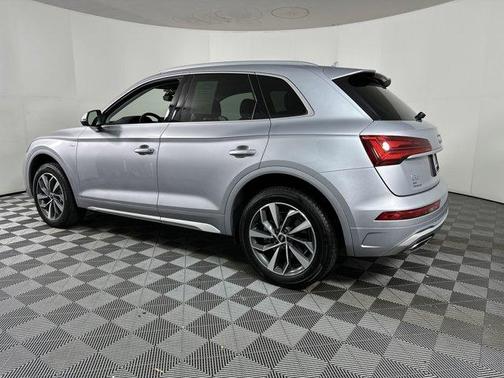 2023 Audi Q5 45 S line Premium Plus