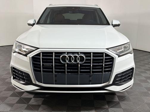 Carrara White 2021 Audi Q7 45 Premium Plus