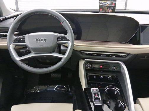 2025 Audi Q5 Prestige TFSI quattro S tronic