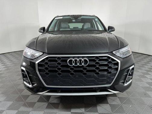 2023 Audi Q5 45 S line Premium