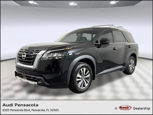Super Black 2022 Nissan Pathfinder SL 2WD