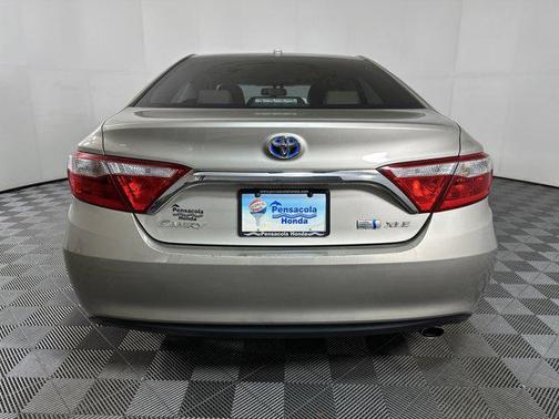 2016 Toyota Camry Hybrid LE