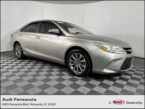 2016 Toyota Camry Hybrid LE