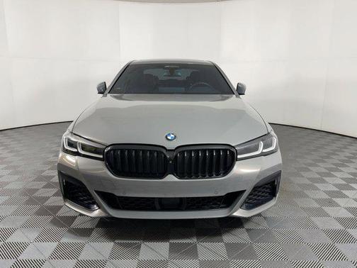 2021 BMW 540 540i