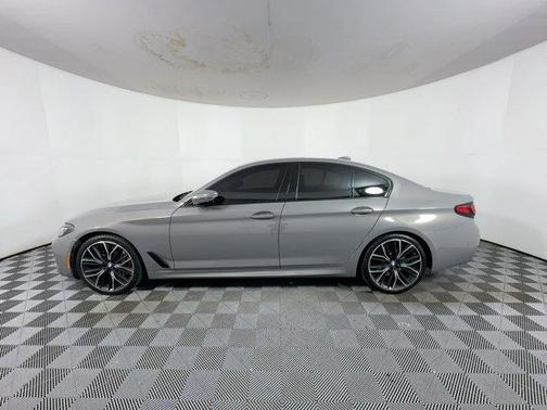 2021 BMW 540 540i
