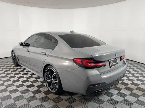 2021 BMW 540 540i