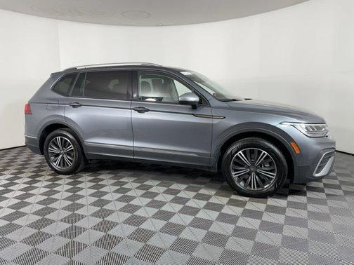 2024 Volkswagen Tiguan 2.0T Wolfsburg Edition