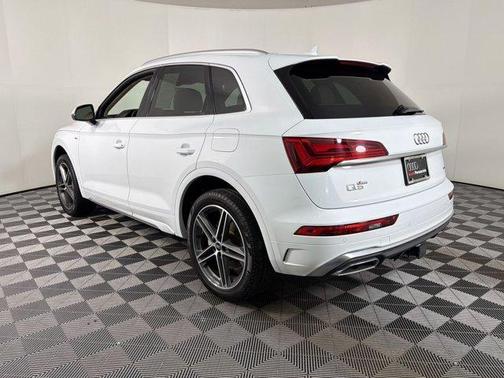 2024 Audi Q5 55 S line Premium Plus