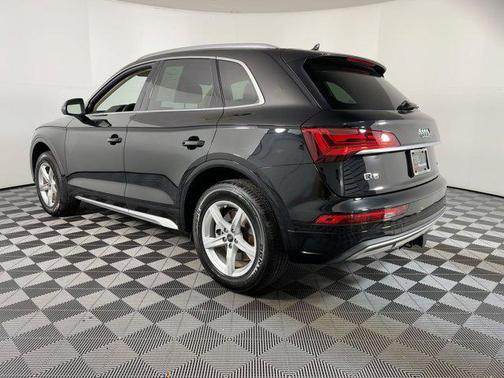 2022 Audi Q5 40 Premium