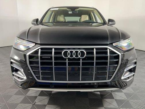 2022 Audi Q5 40 Premium