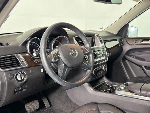 Iridium Silver Metallic 2014 Mercedes-Benz M-Class ML 350