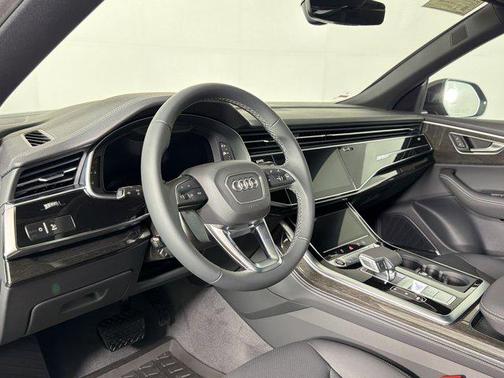 Mythos Black Metallic 2026 Audi Q8 55 Premium Plus