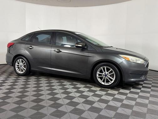 MAGNETIC 2016 Ford Focus SE