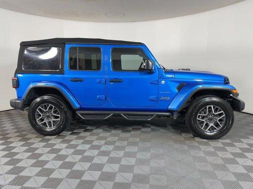 2024 Jeep Wrangler 4-Door Sahara 4x4