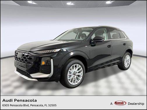 Mythos Black Metallic 2026 Audi Q3 TFSI quattro S tronic