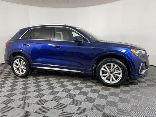 2021 Audi Q3 45 S line Premium