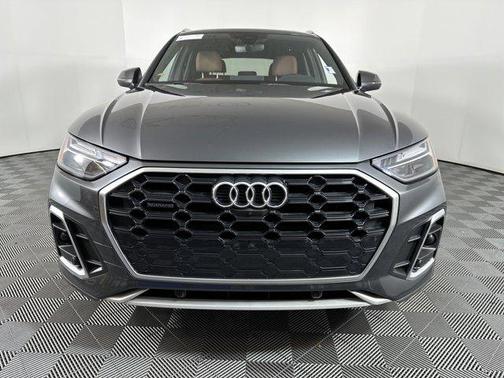 2022 Audi Q5 45 S line Premium Plus