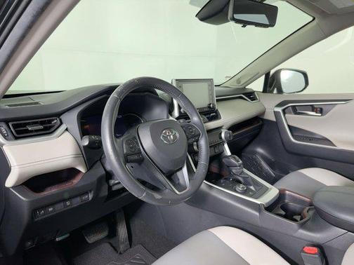 2019 Toyota RAV4 Hybrid Limited