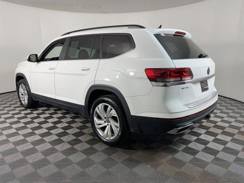 2022 Volkswagen Atlas 3.6L SE w/Technology