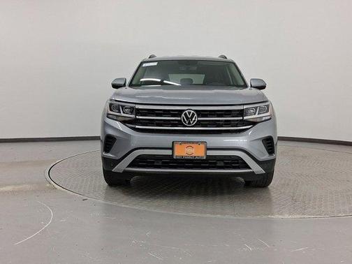 2022 Volkswagen Atlas 3.6L SE w/Technology