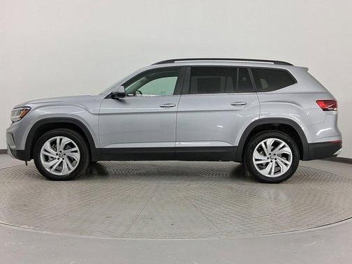 2022 Volkswagen Atlas 3.6L SE w/Technology
