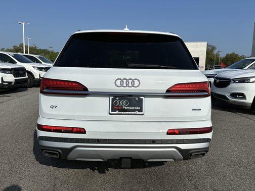 2025 Audi Q7 55 Premium Plus