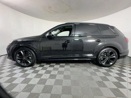 2026 Audi Q7 55 Premium Plus