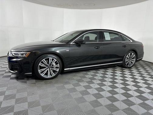 2023 Audi A8 L 55 TFSI quattro Tiptronic