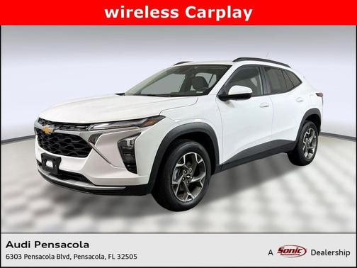 Summit White 2025 Chevrolet Trax LT