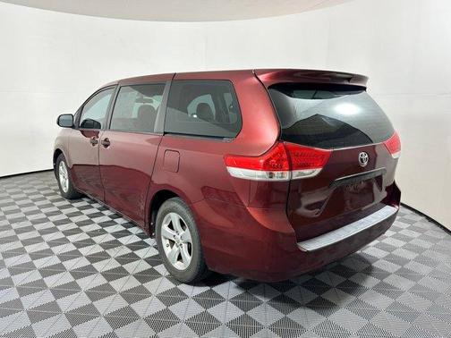 2014 Toyota Sienna L
