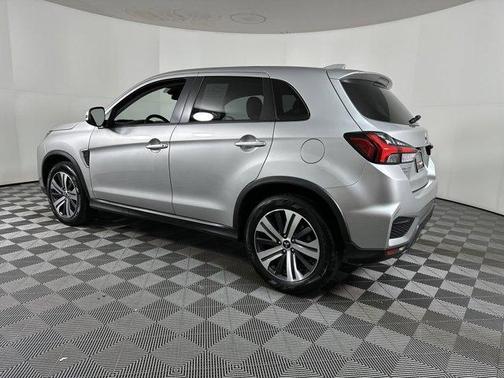 2024 Mitsubishi Outlander Sport SE